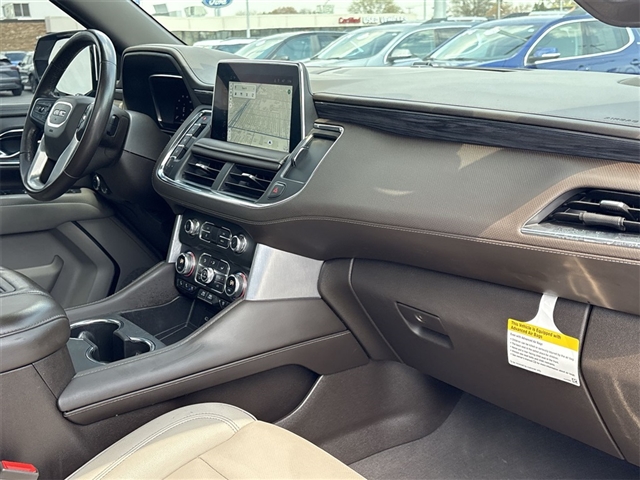 2023 GMC Yukon XL SLT