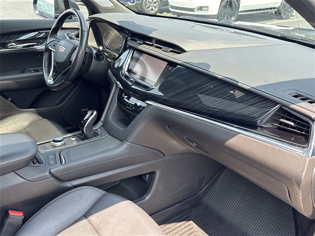 2020 Cadillac XT6 Premium Luxury
