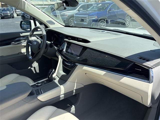 2023 Cadillac XT6 Premium Luxury