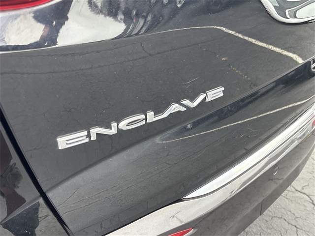 2022 Buick Enclave Essence