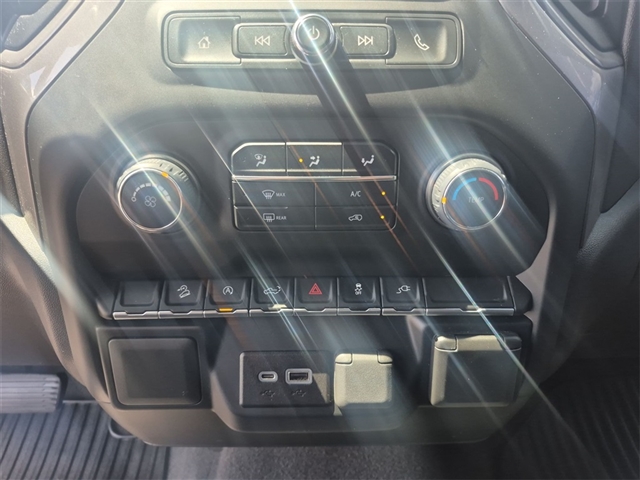 2022 Chevrolet Silverado 1500 Limited Custom Trail Boss