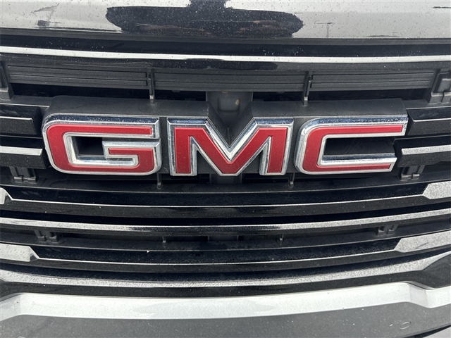 2022 GMC Acadia SLT