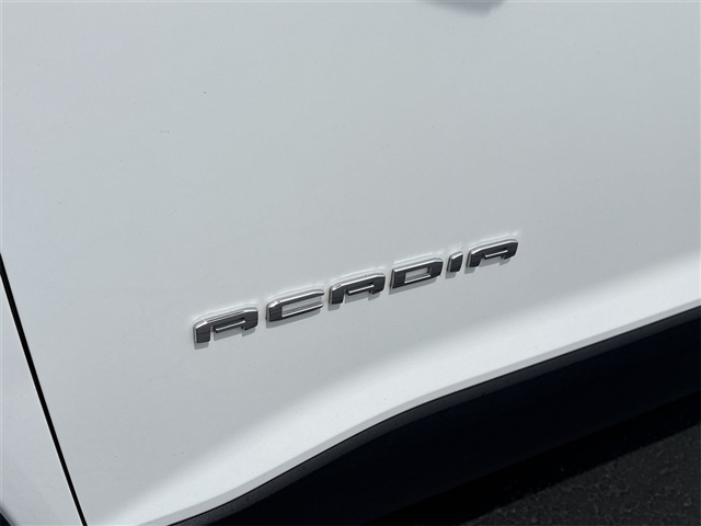 2022 GMC Acadia SLT
