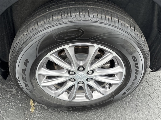 2022 Buick Enclave Essence