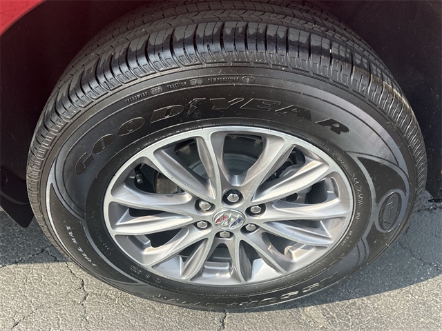 2024 Buick Enclave Essence
