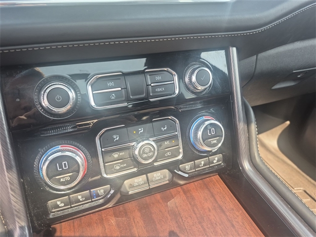 2023 GMC Yukon Denali Ultimate