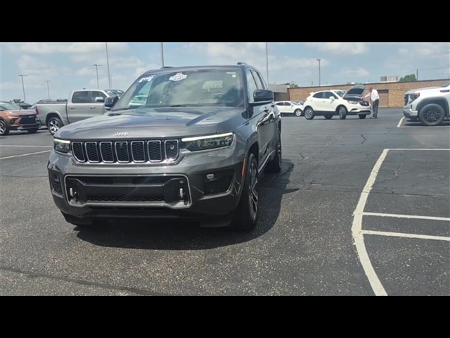 2022 Jeep Grand Cherokee Overland