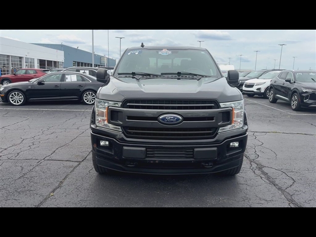 View vehicle photo 3