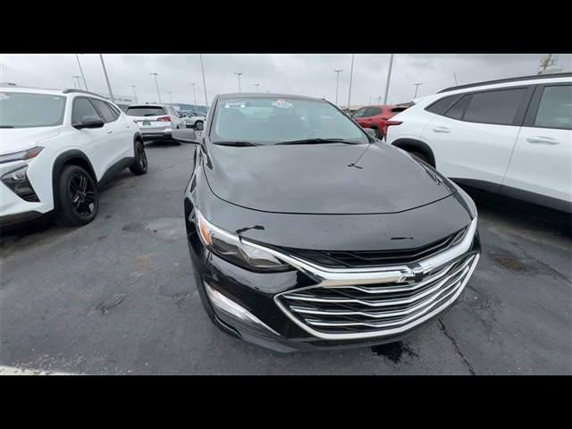 2022 Chevrolet Malibu LS 1LS