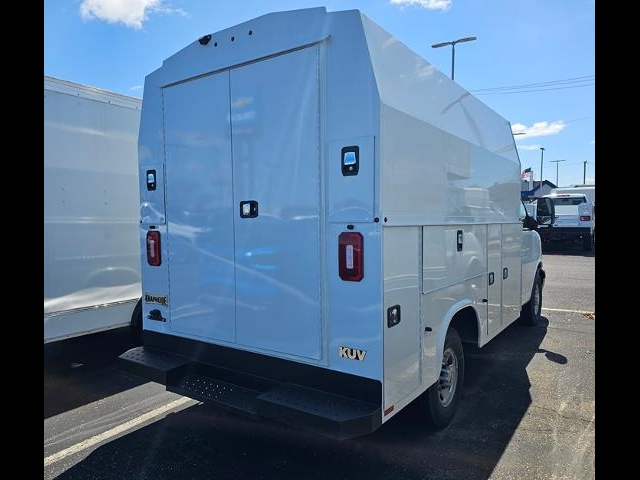 2024 Chevrolet Express 3500