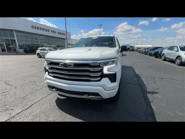 2025 Chevrolet Silverado 1500 High Country