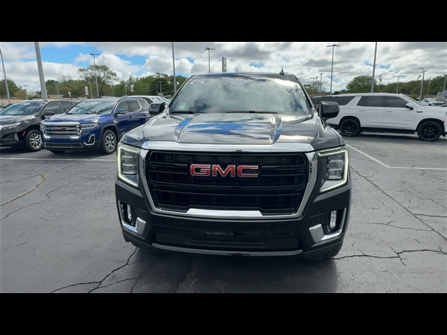 2023 GMC Yukon SLE