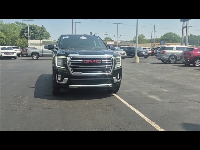 2022 GMC Yukon SLT