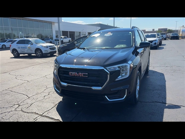 2023 GMC Terrain SLE