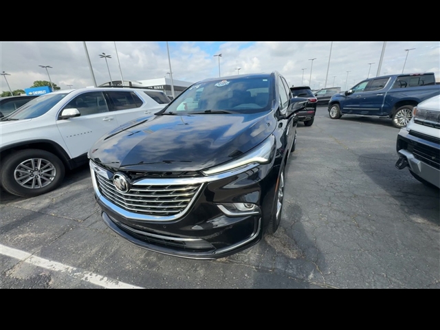 2022 Buick Enclave Essence