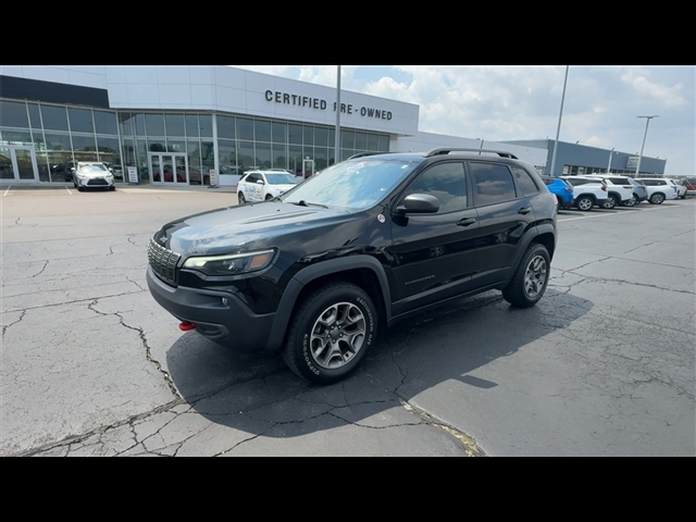 2020 Jeep Cherokee Trailhawk