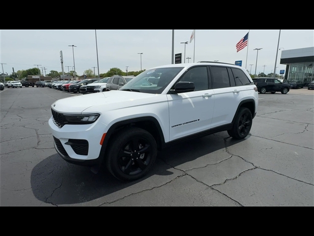 2023 Jeep Grand Cherokee Altitude