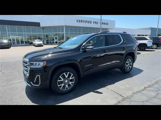2023 GMC Acadia SLE
