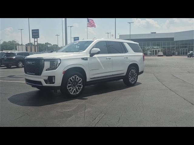 2023 GMC Yukon Denali Ultimate