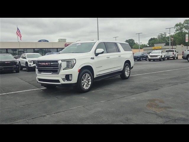 2023 GMC Yukon XL SLT