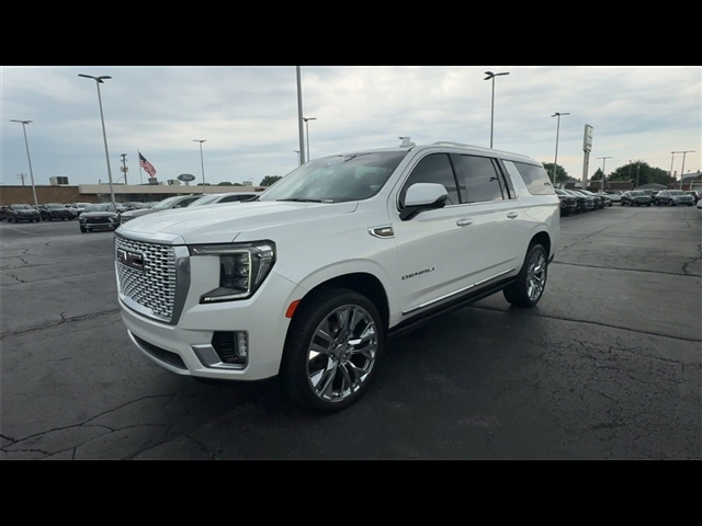 2022 GMC Yukon XL Denali