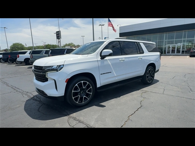 2022 Chevrolet Suburban RST
