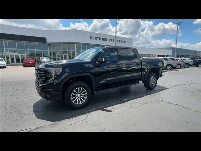 2023 GMC Sierra 1500 AT4