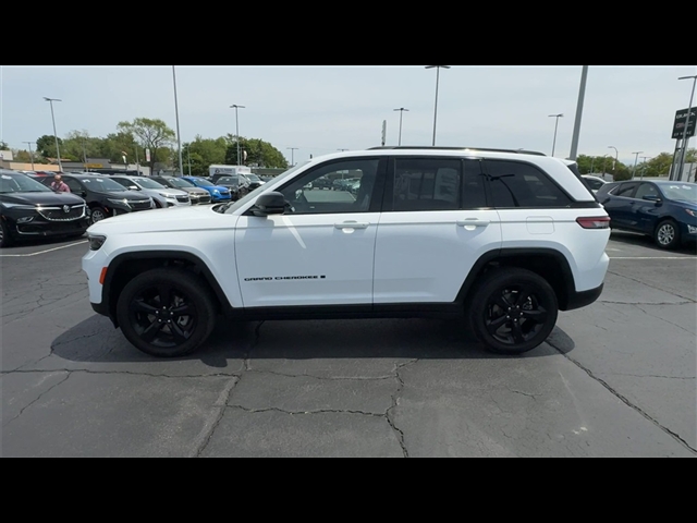 2023 Jeep Grand Cherokee Altitude