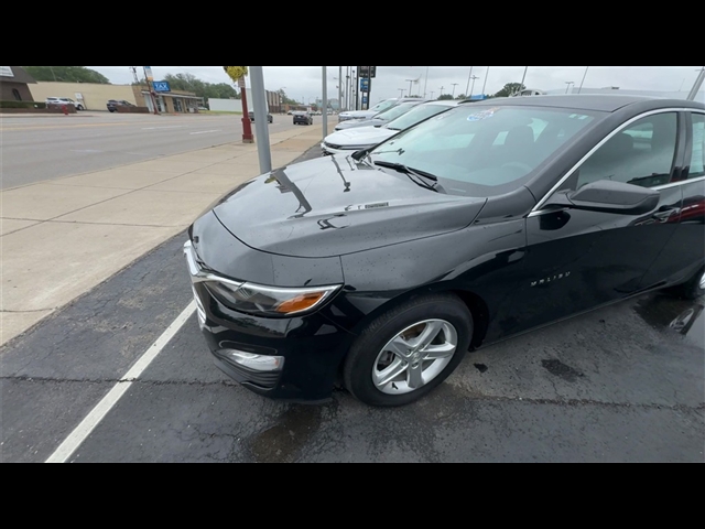 2022 Chevrolet Malibu LS 1LS