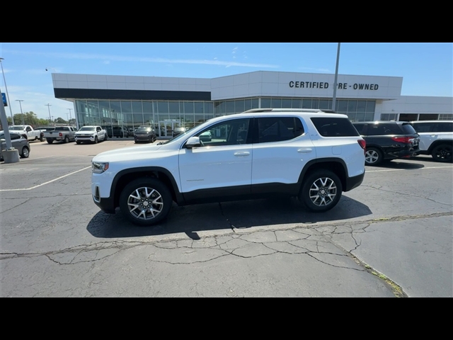 2022 GMC Acadia SLE