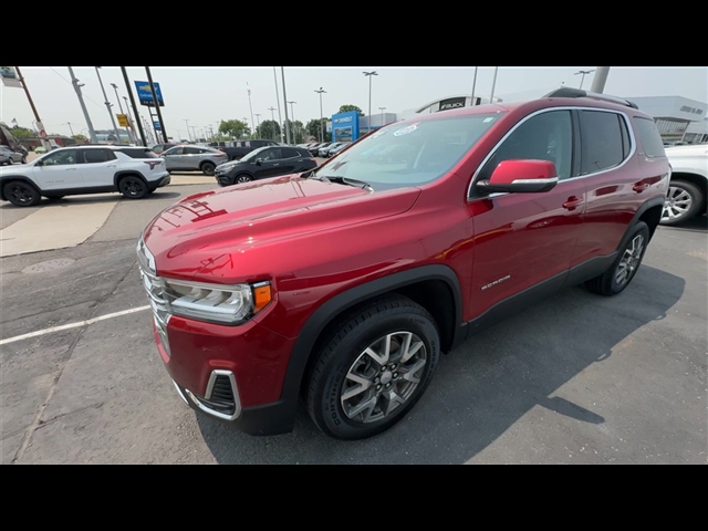2023 GMC Acadia SLE