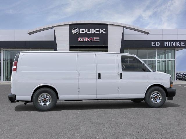 2025 GMC Savana 3500