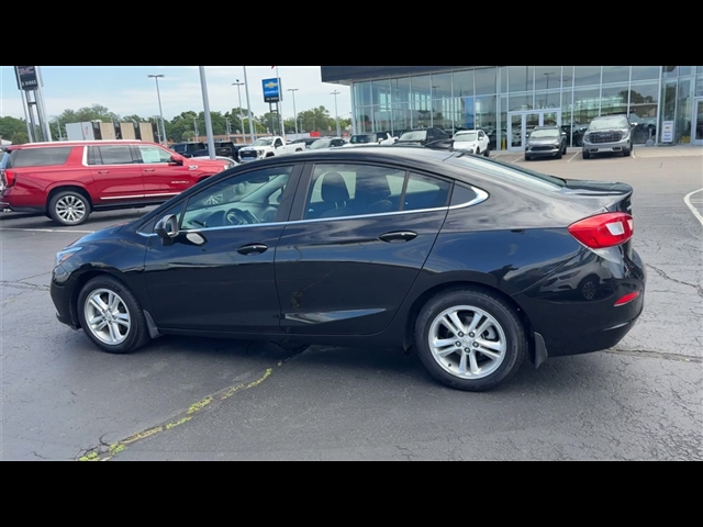2017 Chevrolet Cruze LT Auto
