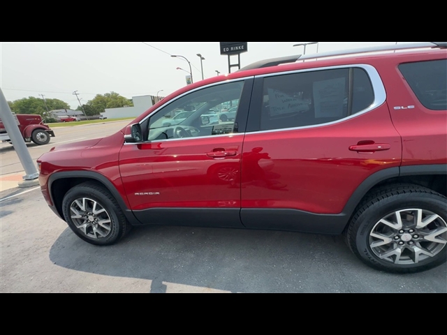 2023 GMC Acadia SLE