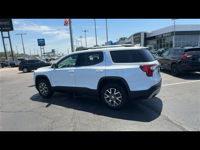 2022 GMC Acadia SLE