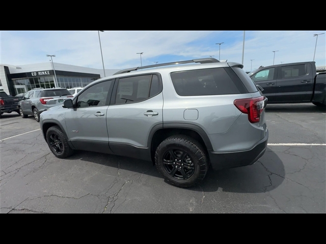 2023 GMC Acadia AT4