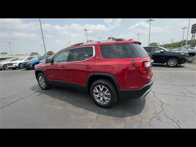 2021 GMC Acadia SLT