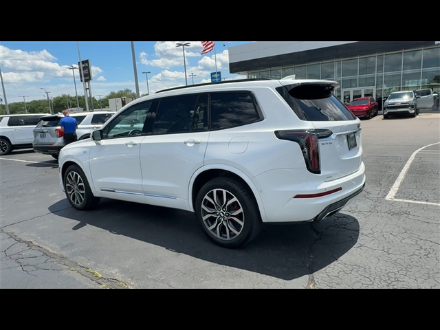 2022 Cadillac XT6 Sport