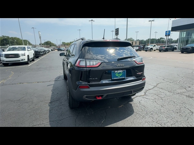 2020 Jeep Cherokee Trailhawk
