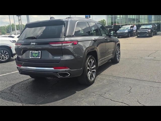 2022 Jeep Grand Cherokee Overland