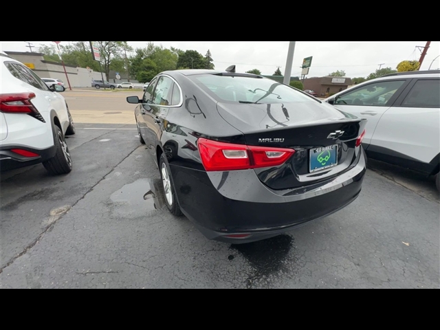 2022 Chevrolet Malibu LS 1LS