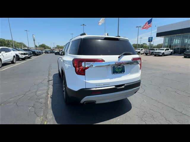2022 GMC Acadia SLE