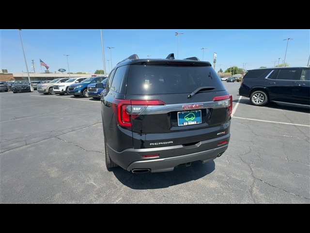 2020 GMC Acadia AT4