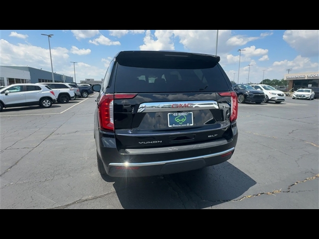 2022 GMC Yukon SLT