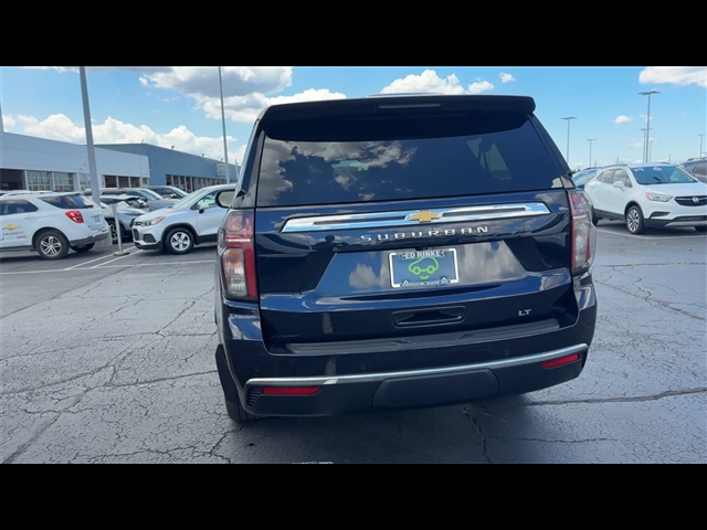 2021 Chevrolet Suburban LT