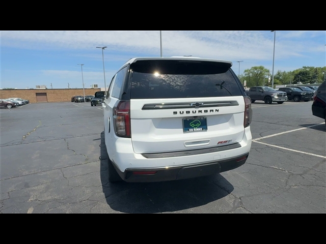 2022 Chevrolet Suburban RST
