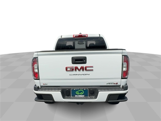 2022 GMC Canyon AT4 w/Cloth