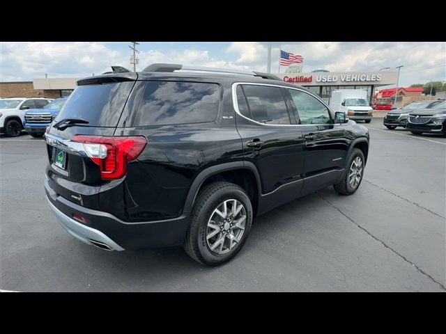 2023 GMC Acadia SLE