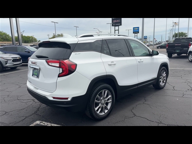 2022 GMC Terrain SLT