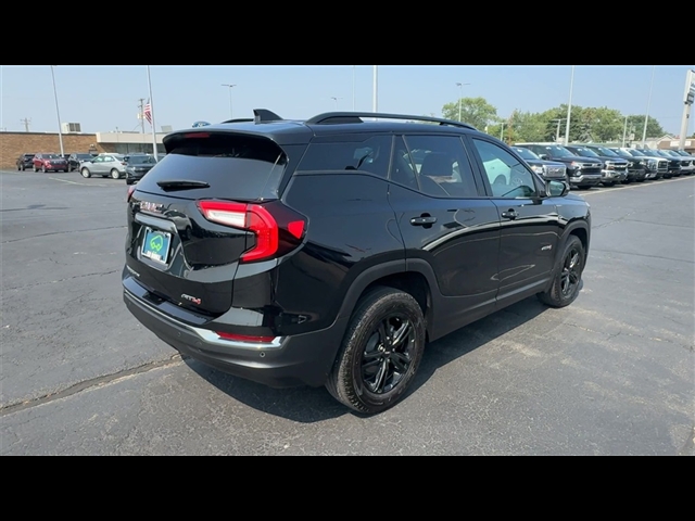 2023 GMC Terrain AT4